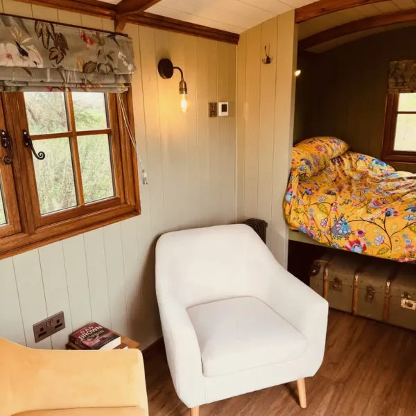 Glamping Pod (6)